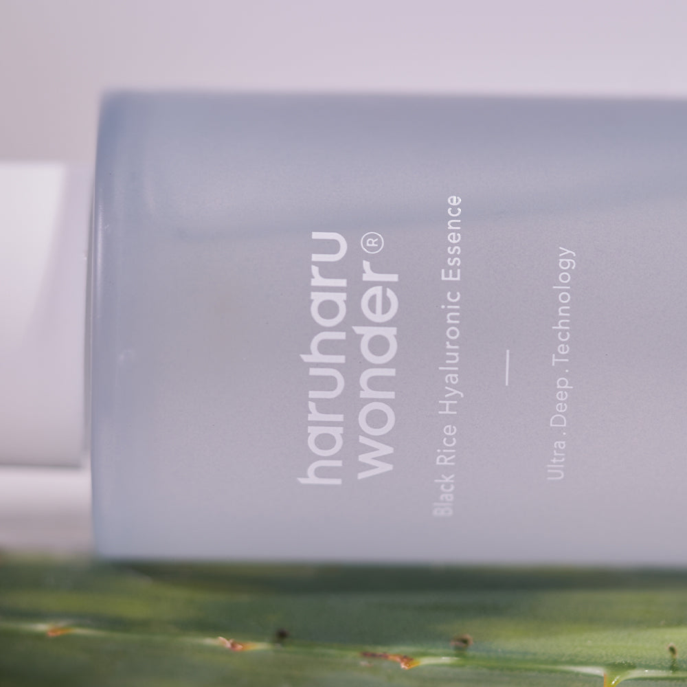 Haruharu wonder Black Rice Hyaluronic Essence