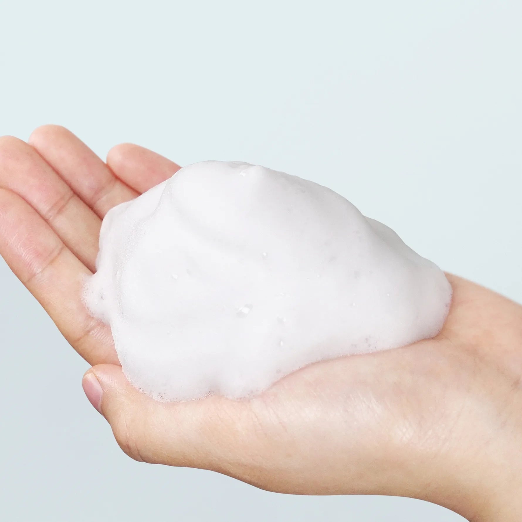 Dear Klairs Rich Moist Foaming Cleanser 100 ml